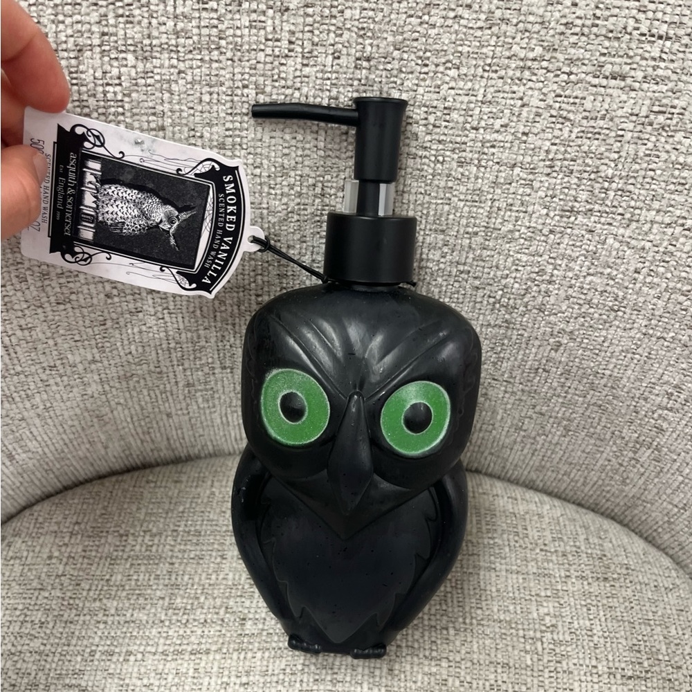 NWT ⚜️🖤⚜️ Asquith Somerset Halloween Smoke Vanilla scented hand soap - Picture 9 of 10